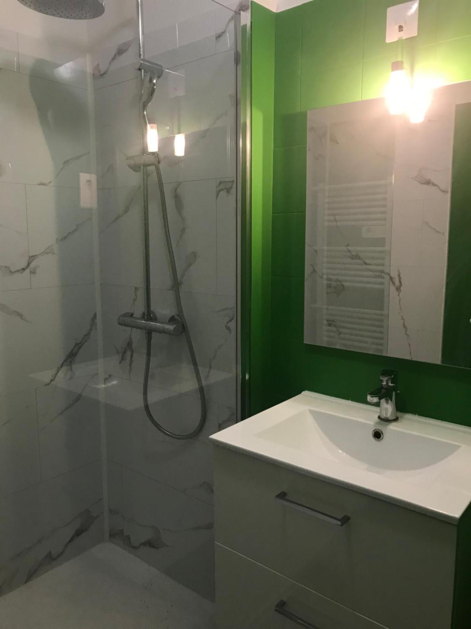 Appartement T2 De Standing Au Pied Des Plages Golfe-Juan Dış mekan fotoğraf