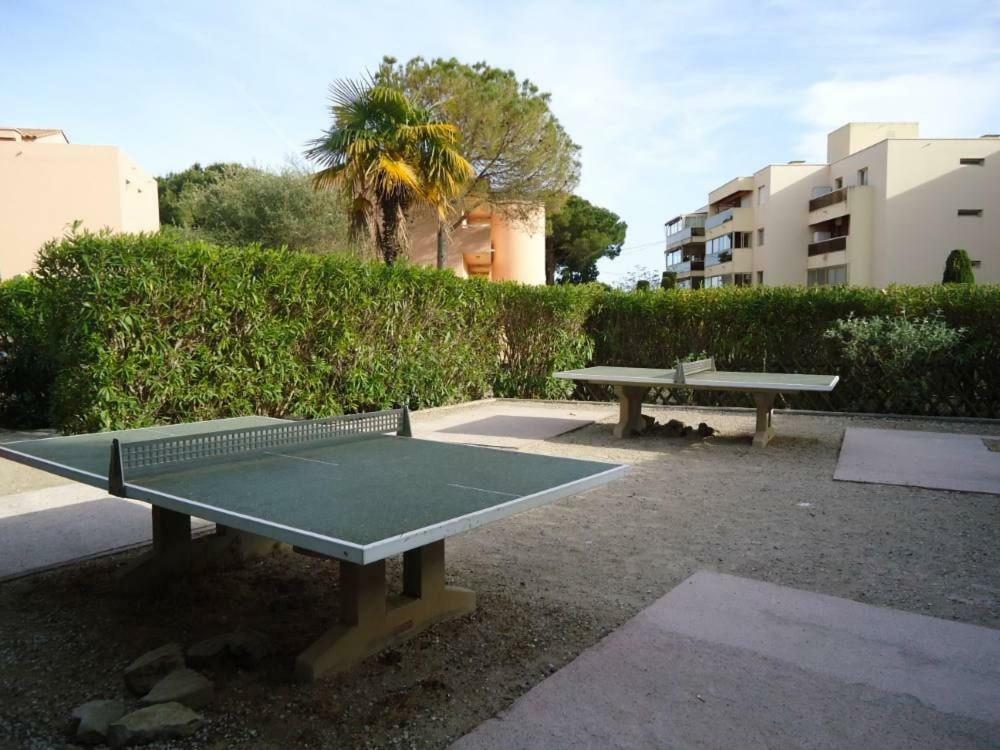 Appartement T2 De Standing Au Pied Des Plages Golfe-Juan Dış mekan fotoğraf