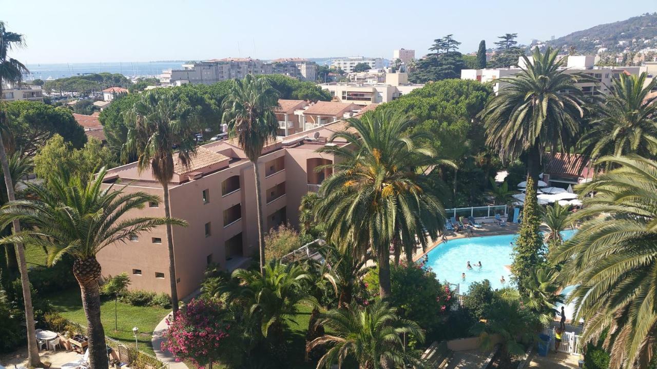 Appartement T2 De Standing Au Pied Des Plages Golfe-Juan Dış mekan fotoğraf